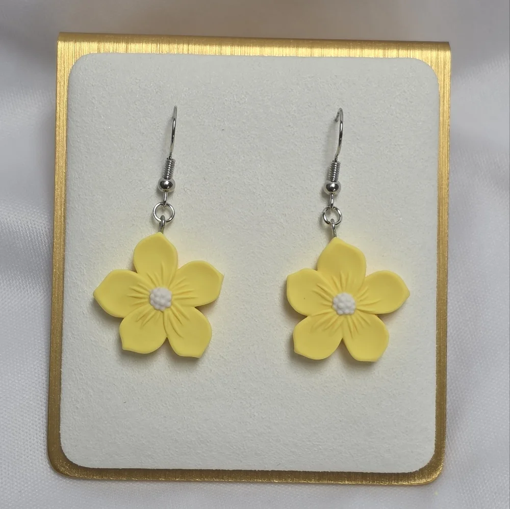 Yellow & White Flower Polymer Clay Earrings